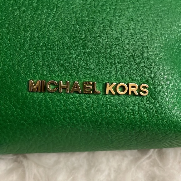 Michael Kors Crossbody - Picture 2 of 6